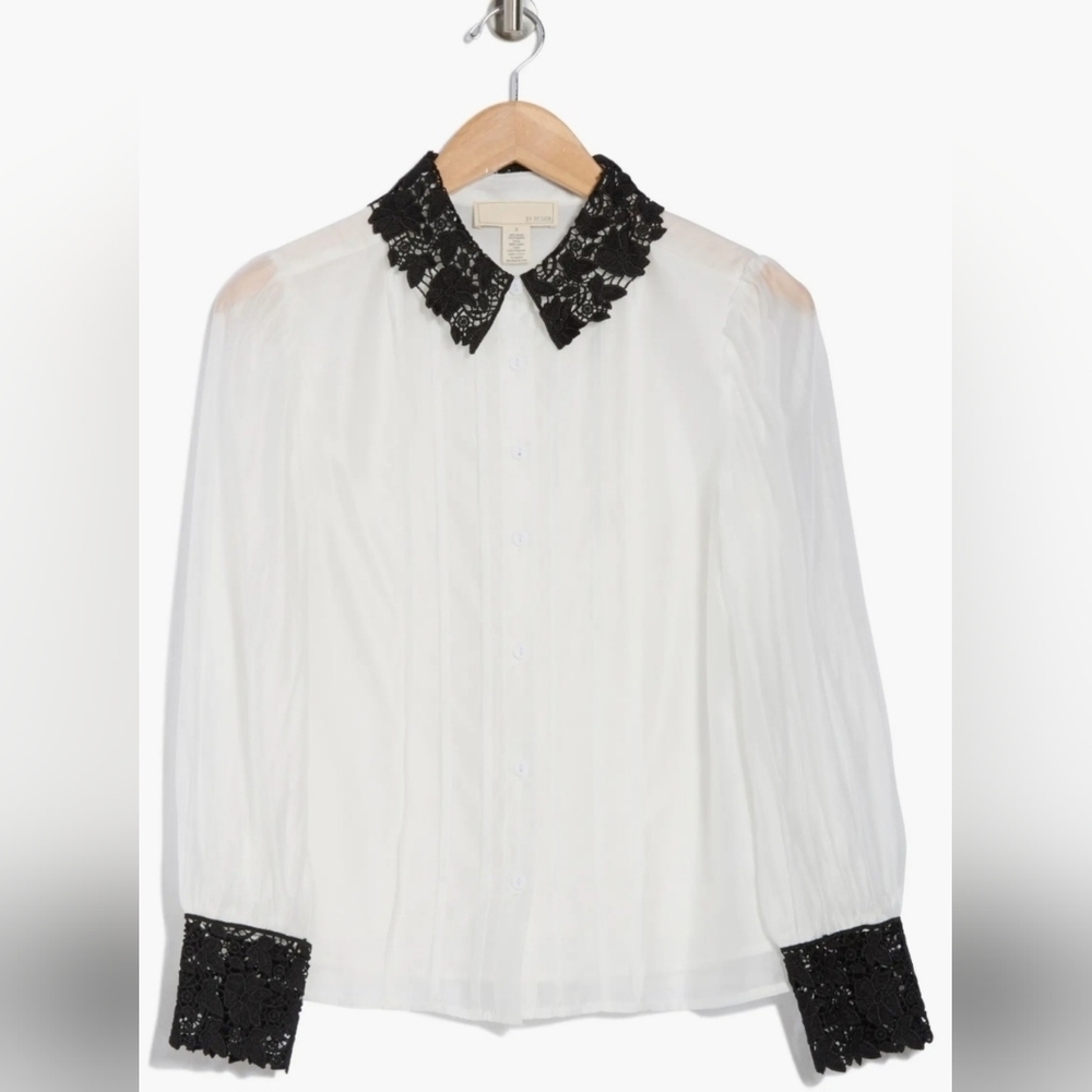 By Design Jaycee Lace Collar Button-Up Blouse Women L**